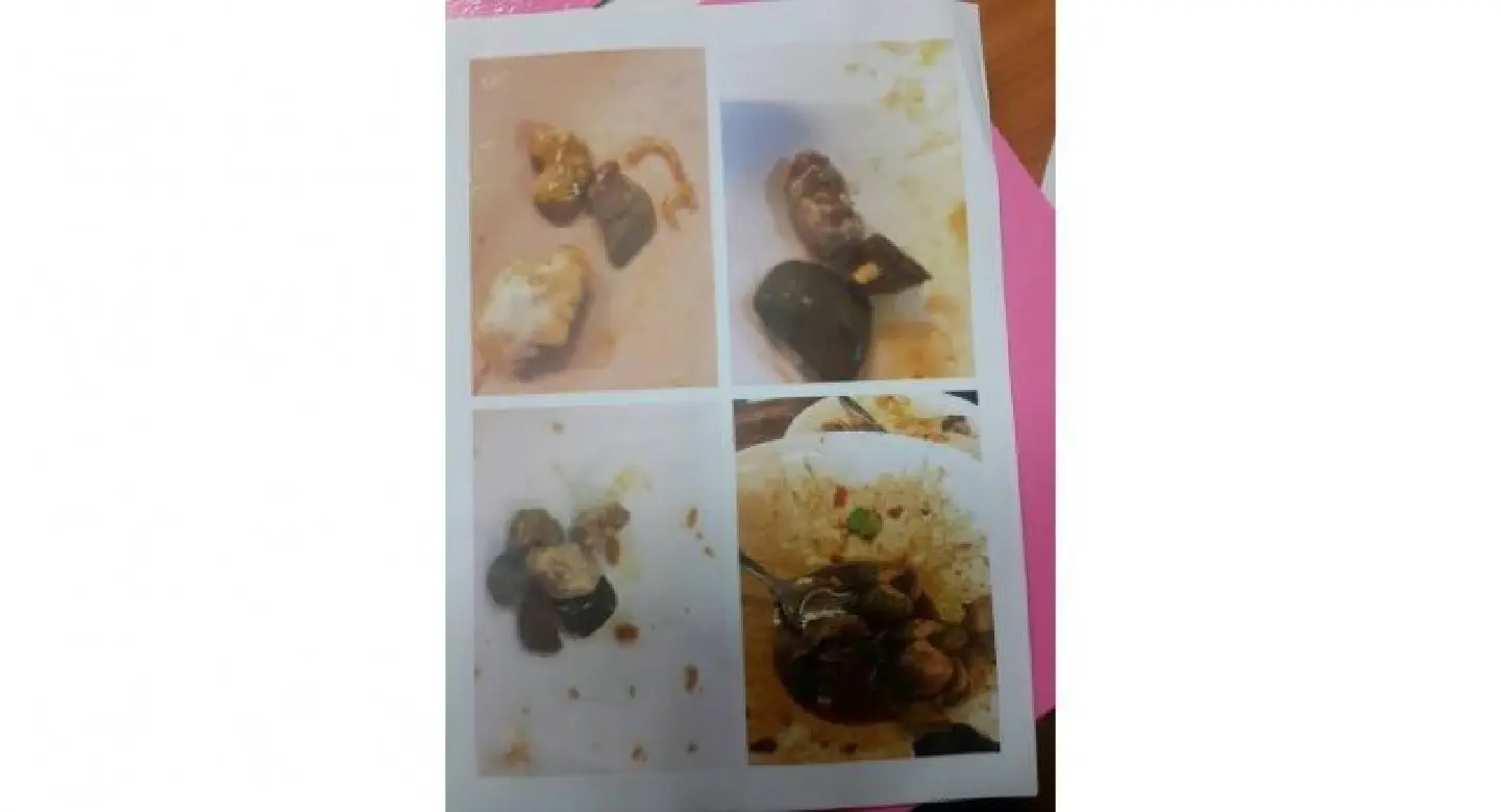 Rocks ain’t clams! Phuket man complains after finding stones in his seafood. Rocks ain’t clams! Phuket man complains after finding stones in his seafood.