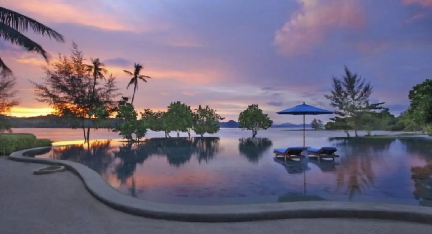 Phuket resort sweeps spa awards Phuket resort sweeps spa awards