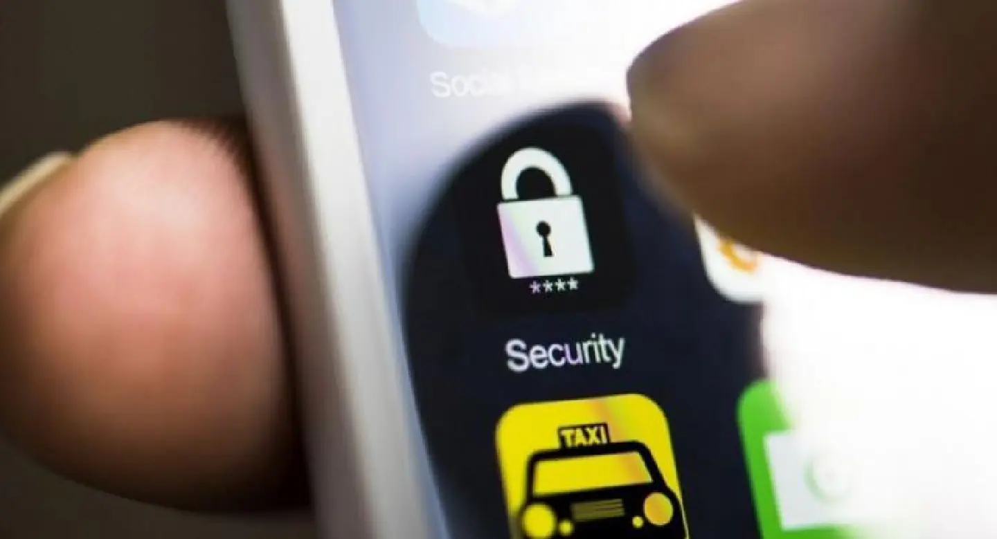 Government asks 21 smartphone makers to share security information Government asks 21 smartphone makers to share security information