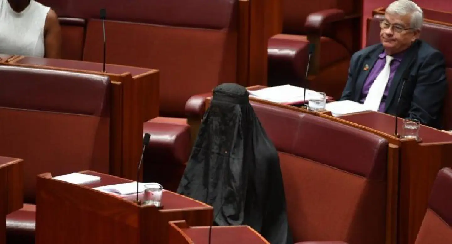 Muslim-baiter Hanson wears burka in Australia's Senate Muslim-baiter Hanson wears burka in Australia's Senate