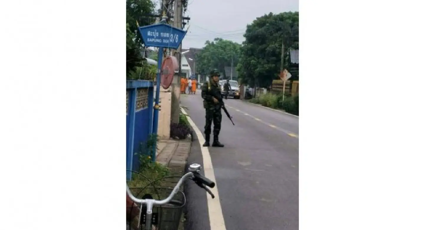 Red-shirt leader questions Army explanation as soldiers mobilise in Lamphun