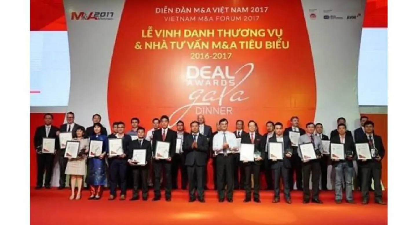 Vietjet wins “IPO Deal of the Year” Vietjet wins “IPO Deal of the Year”
