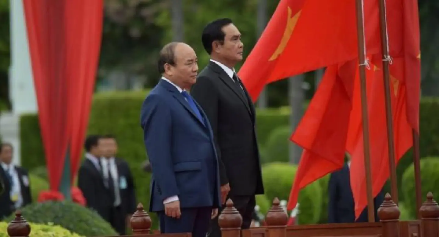 Thailand-Vietnam sign 10 deals for greater coooperation Thailand-Vietnam sign 10 deals for greater coooperation