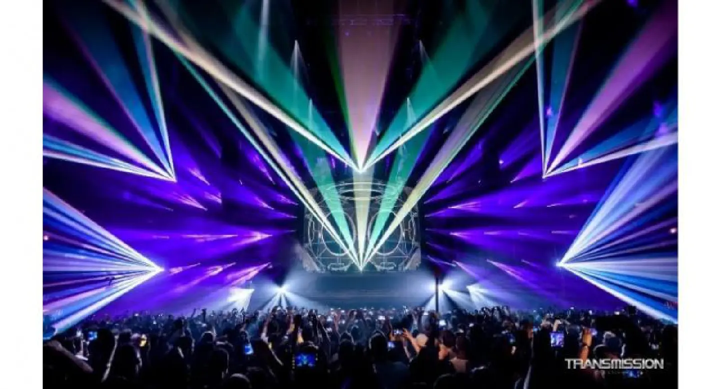 Transmission in a trance Transmission in a trance