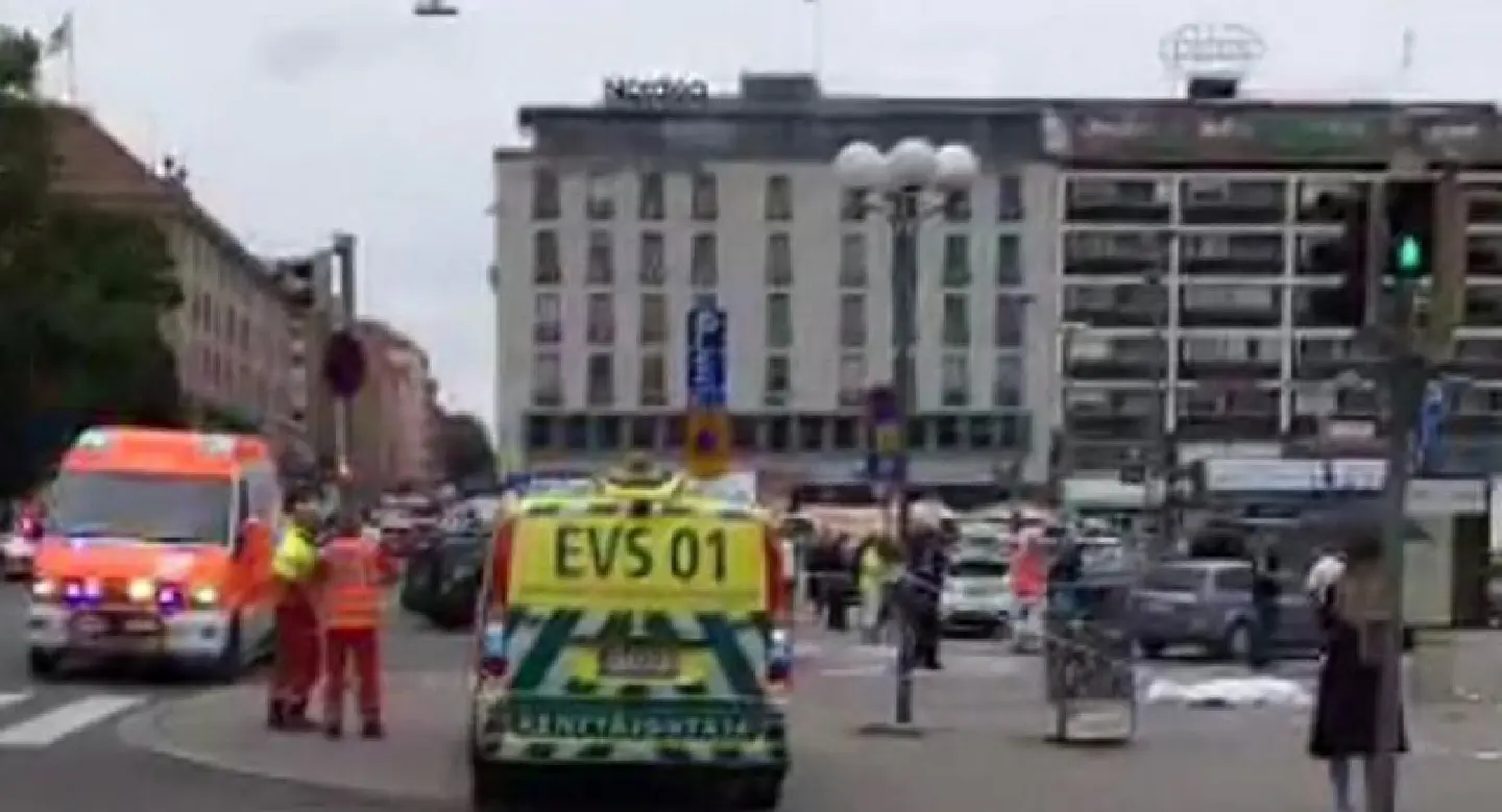 Stabbing spree in Finnish city, suspects hunted Stabbing spree in Finnish city, suspects hunted