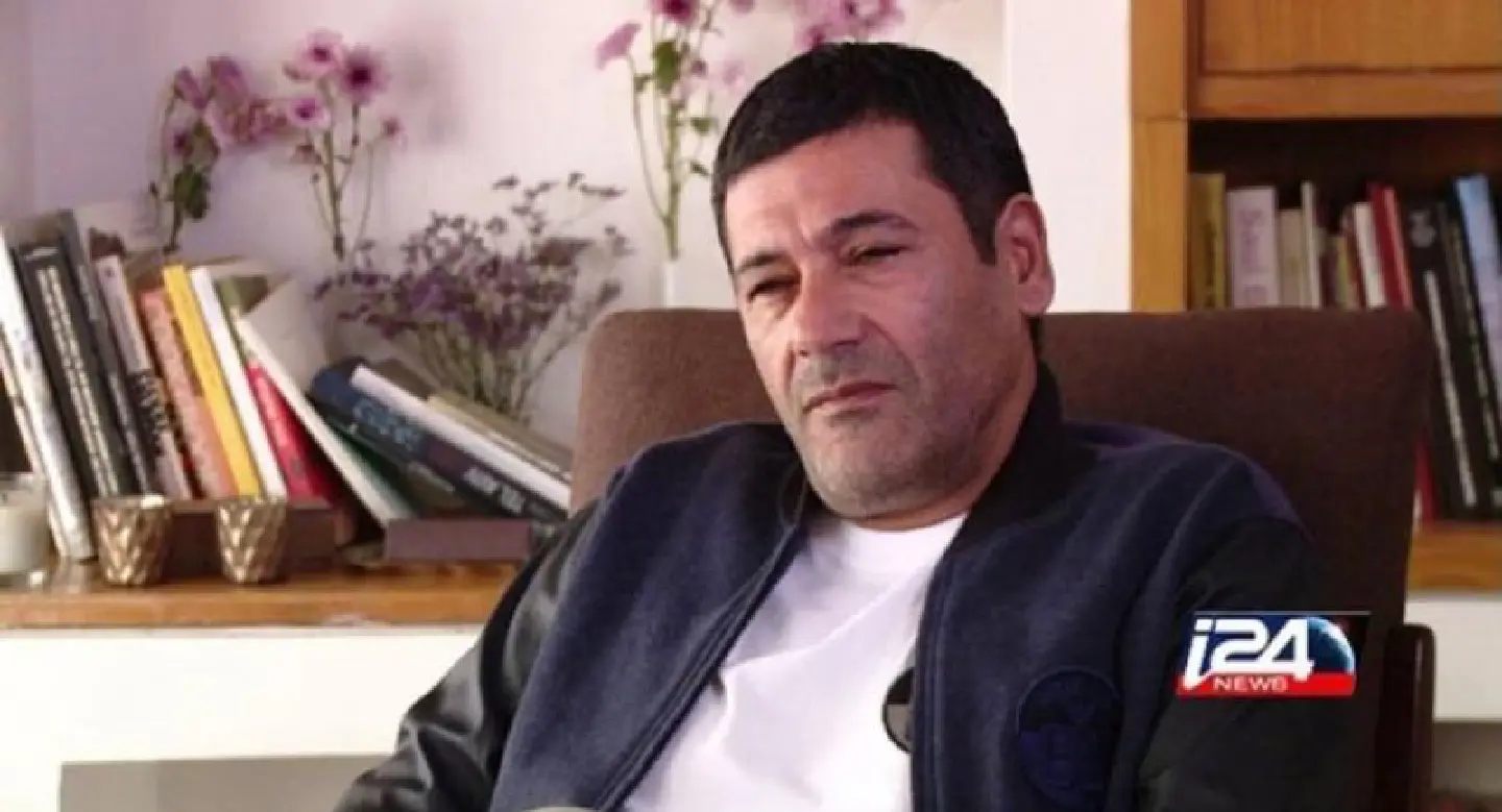 Ukraine arrests Frenchman wanted in 'fake CEO' scam Ukraine arrests Frenchman wanted in 'fake CEO' scam
