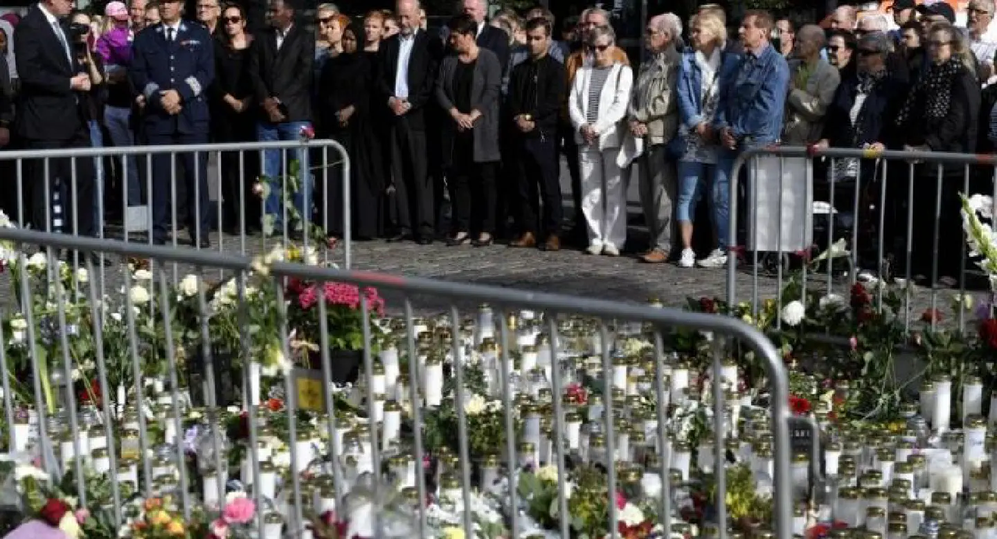 Finland marks minute of silence for stabbing victims Finland marks minute of silence for stabbing victims