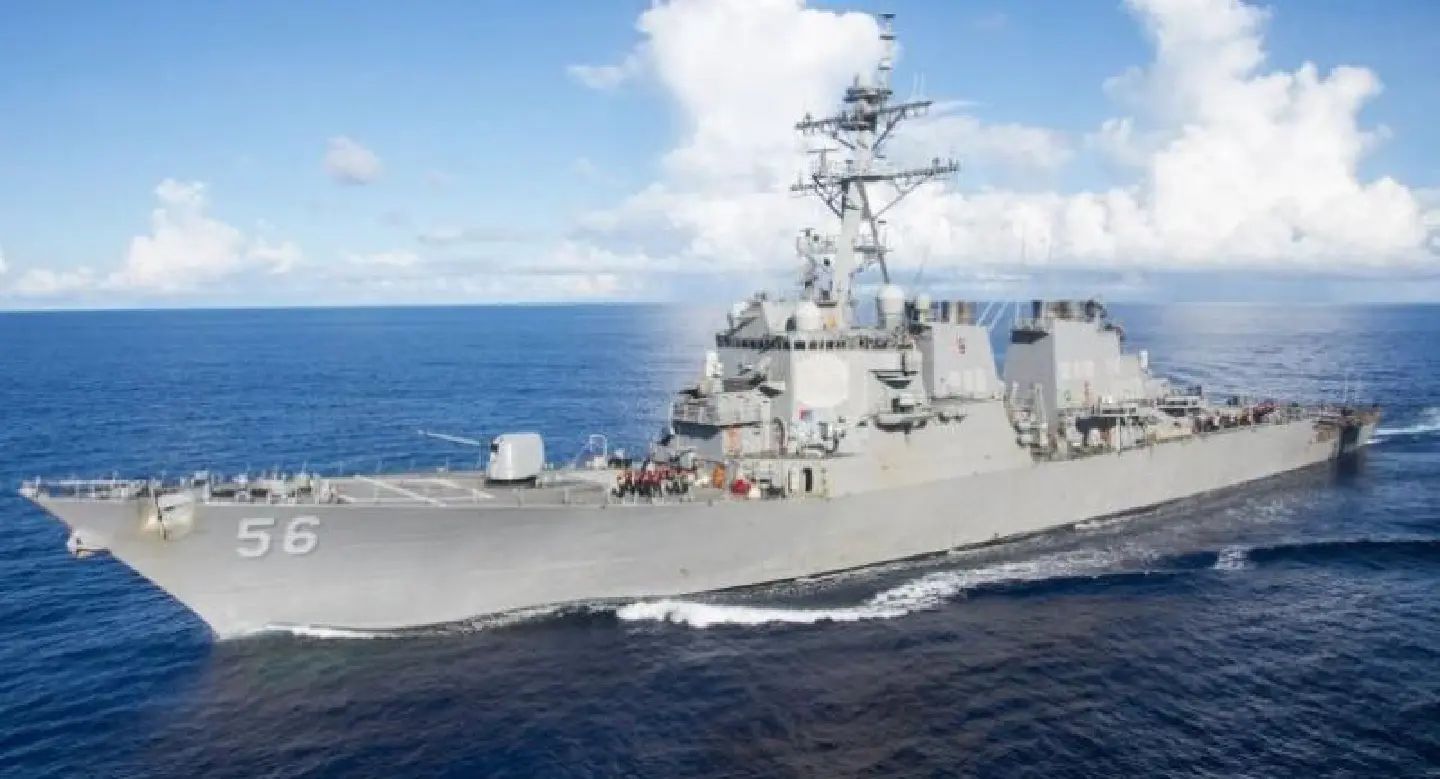 Ten sailors missing after US destroyer collision off Singapore Ten sailors missing after US destroyer collision off Singapore