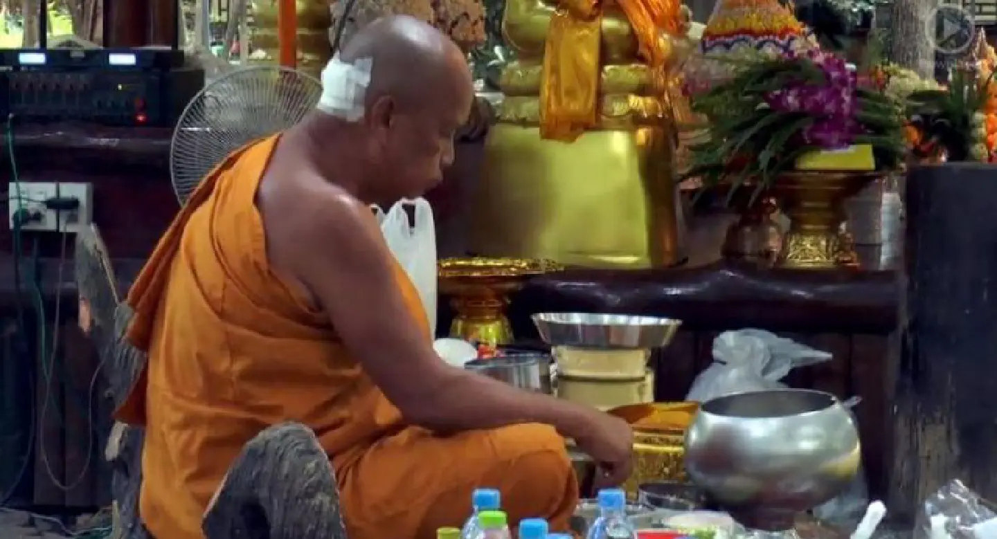 Phra Payom suffers head injury in fall Phra Payom suffers head injury in fall