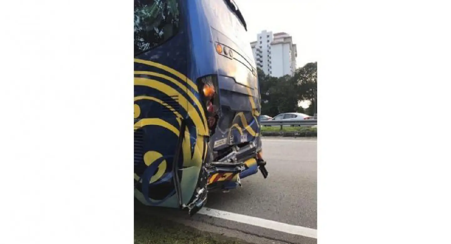 SEA Games squash players injured in bus crash SEA Games squash players injured in bus crash