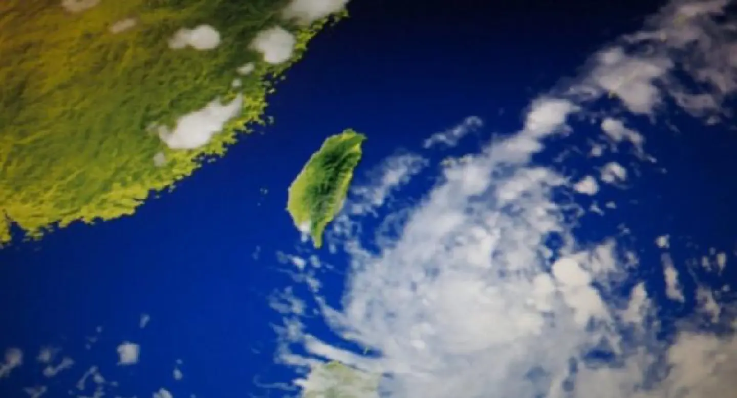 Mass flight cancellations in Hong Kong as Typhoon Hato approaches Mass flight cancellations in Hong Kong as Typhoon Hato approaches