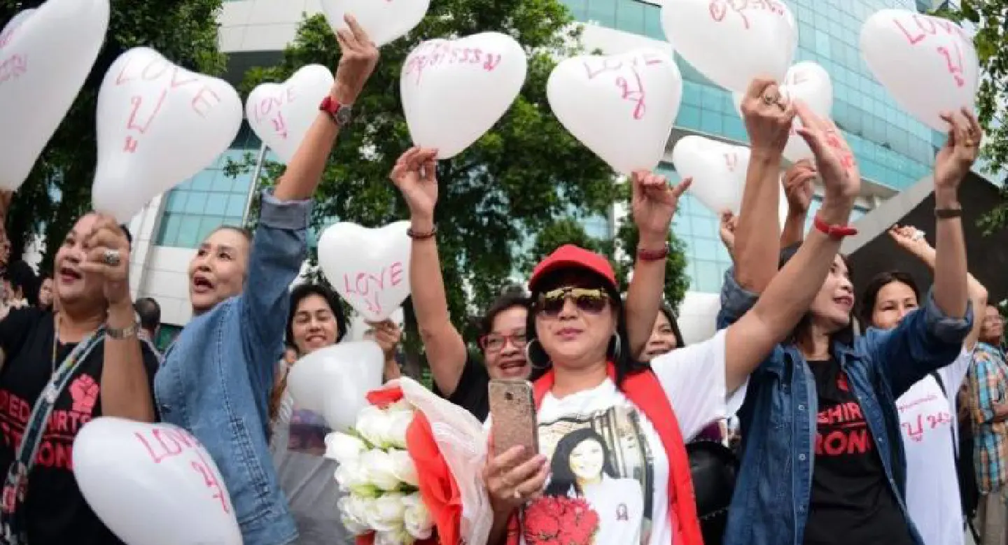 Yingluck supporters  ‘blocked at  every turn’