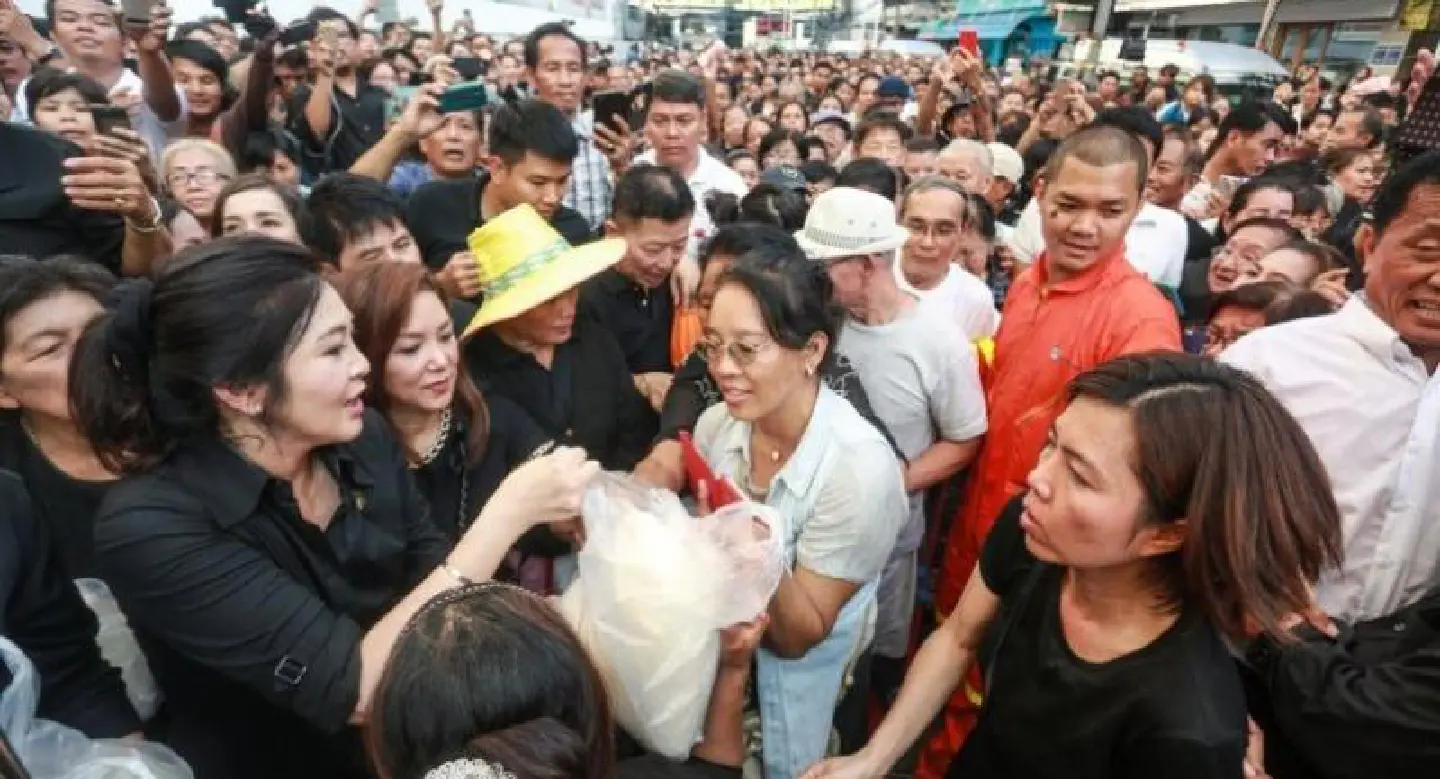 Yingluck’s life after the coup: Yingluck’s life after the coup: