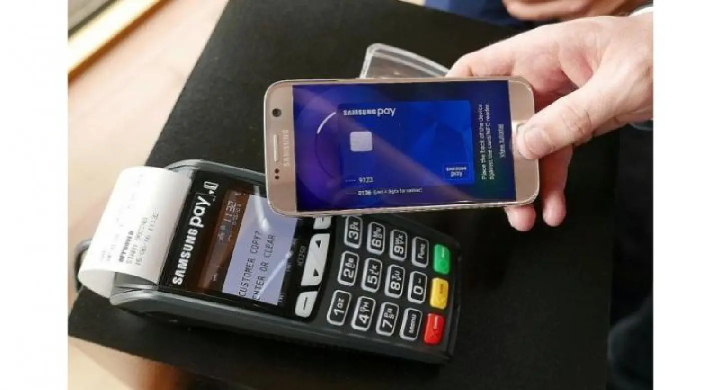 More South Koreans turning to digital wallets, mobile apps