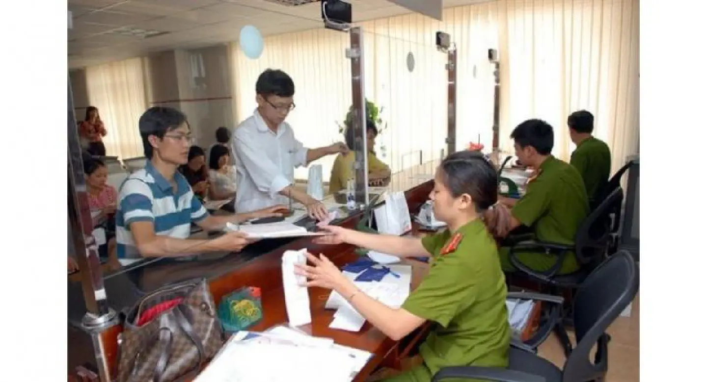 High costs and new taxes burden Vietnamese business enterprises High costs and new taxes burden Vietnamese business enterprises