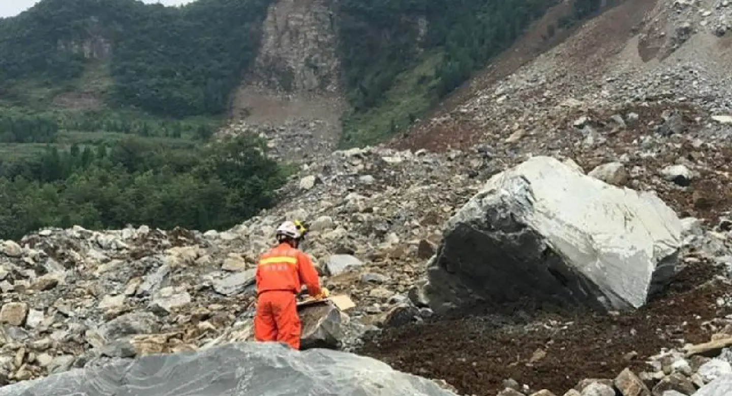 Two dead, 25 missing in China landslide Two dead, 25 missing in China landslide