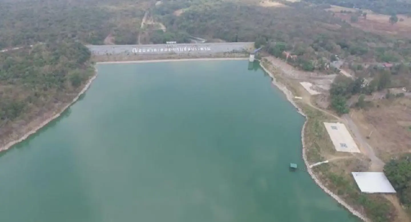 Flooding but Nakhon Ratchasima dam low Flooding but Nakhon Ratchasima dam low