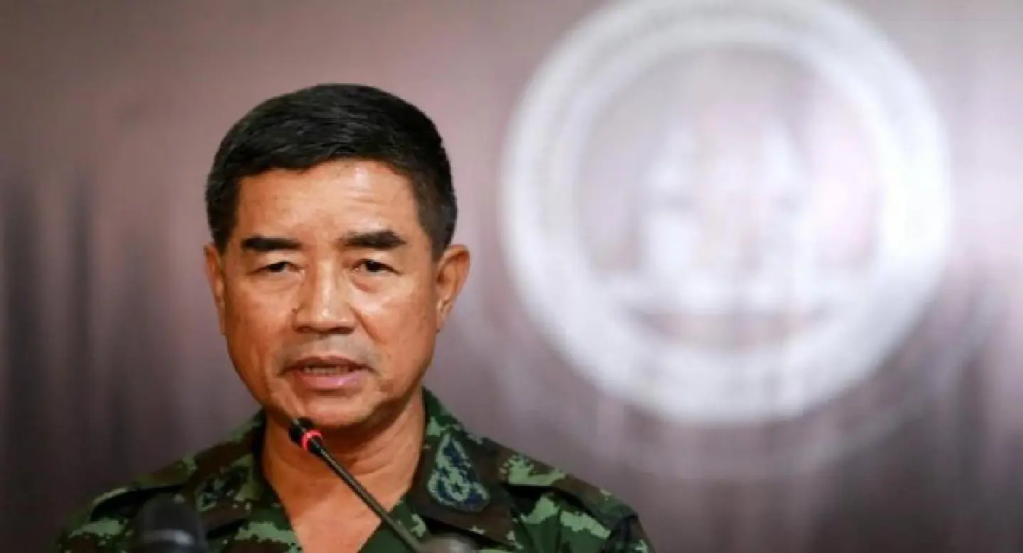 Yingluck escape ‘well planned, with Thaksin’s help’ Yingluck escape ‘well planned, with Thaksin’s help’