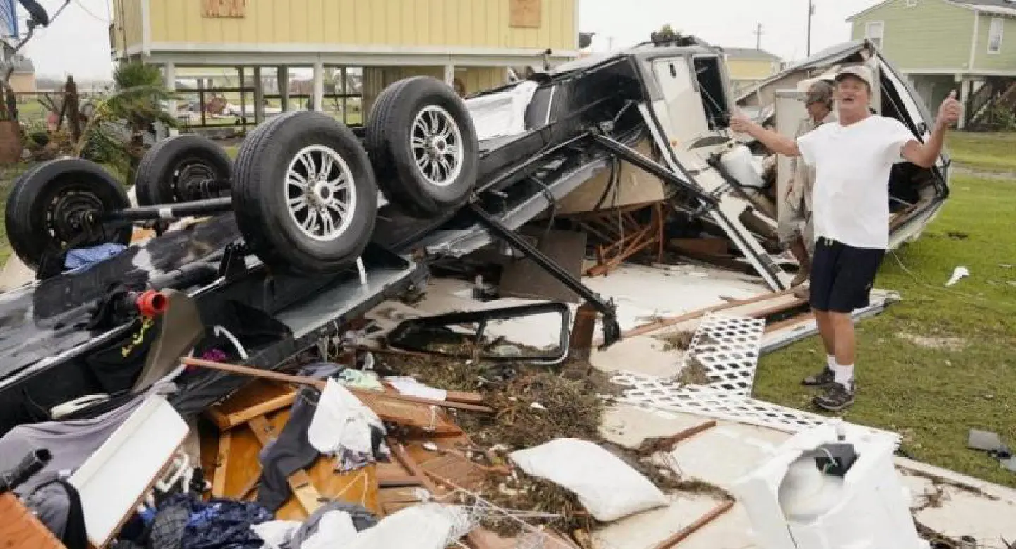 Trump to visit storm-ravaged Texas as more rain threatens Trump to visit storm-ravaged Texas as more rain threatens