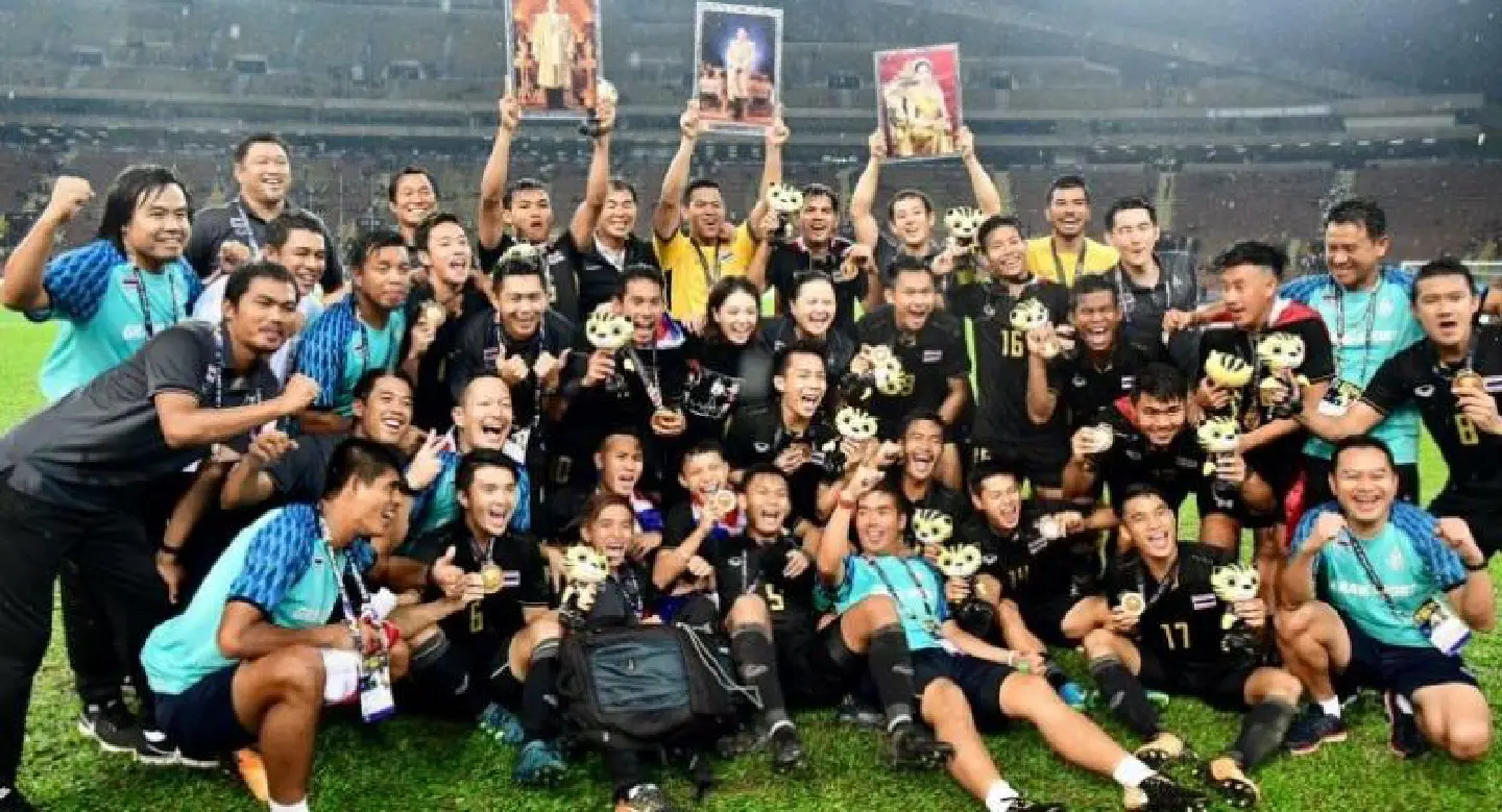 A mistake from Malaysian goalie awards Thailand football gold medal A mistake from Malaysian goalie awards Thailand football gold medal