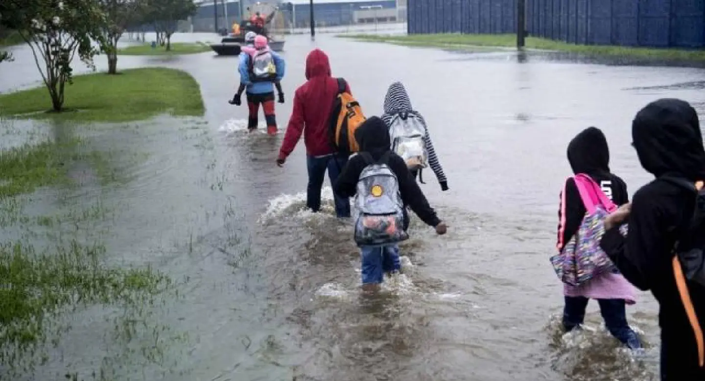 People evacuated from area around Texas chemical plant People evacuated from area around Texas chemical plant