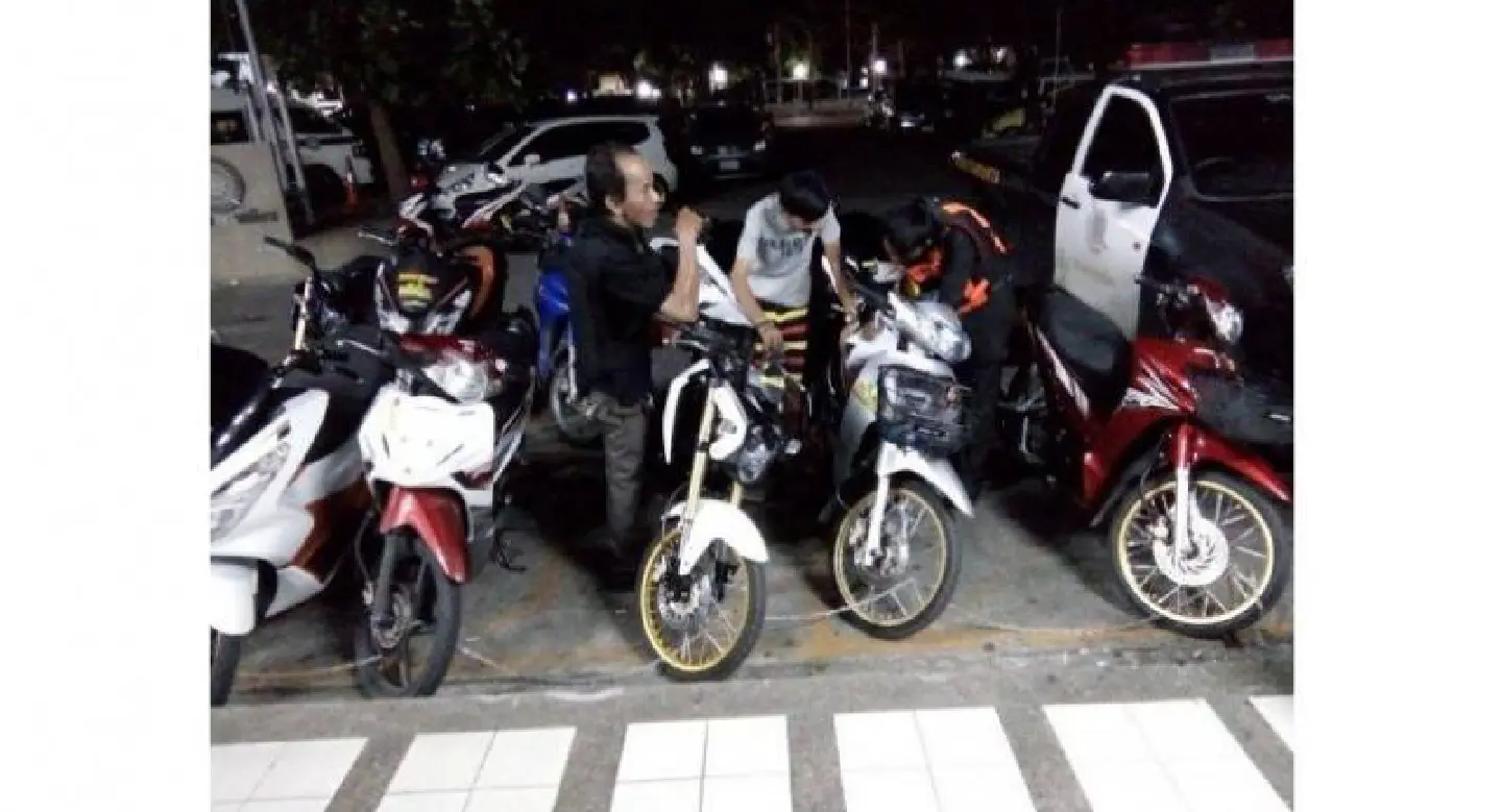 Police seize 20 motorcycles from street racing suspects Police seize 20 motorcycles from street racing suspects