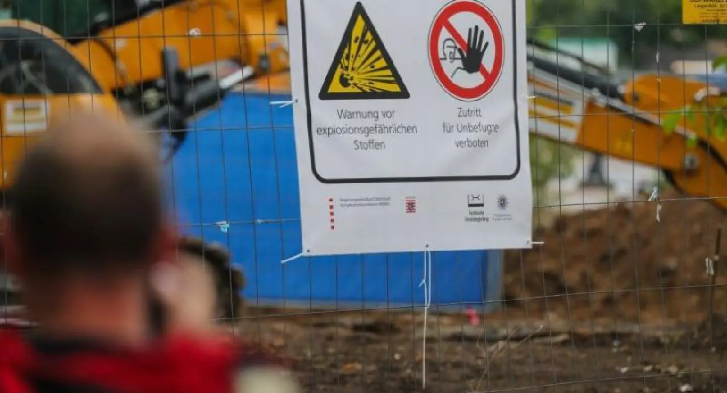 'Blockbuster' WWII bomb forces evacuation of 60,000 in Frankfurt 'Blockbuster' WWII bomb forces evacuation of 60,000 in Frankfurt