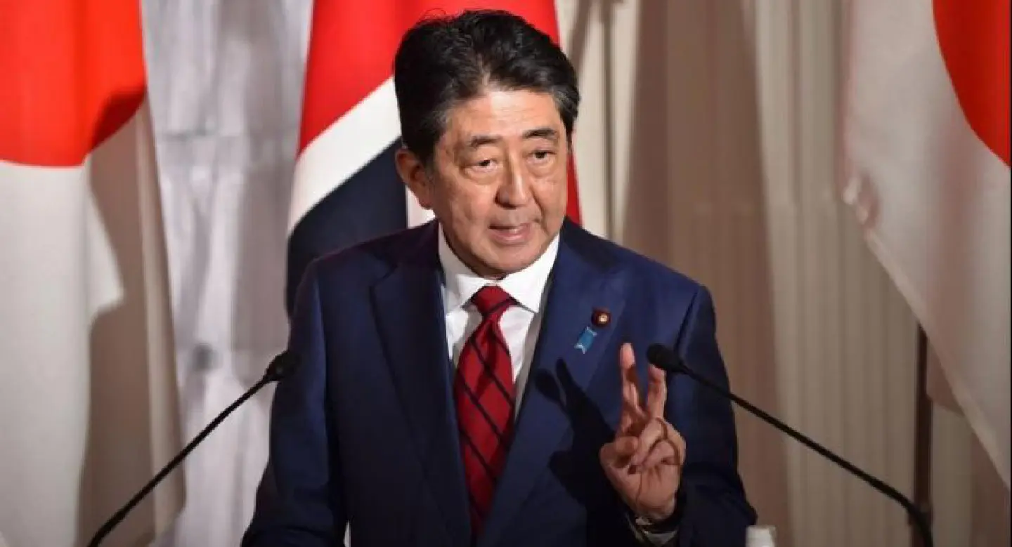 Abe, Moon to seek stronger U.N. resolution on N. Korea Abe, Moon to seek stronger U.N. resolution on N. Korea