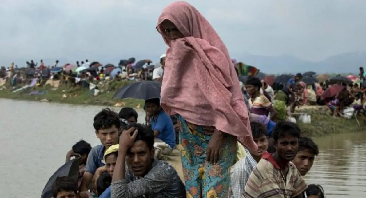 Chechen strongman draws huge crowd over Rohingya plight