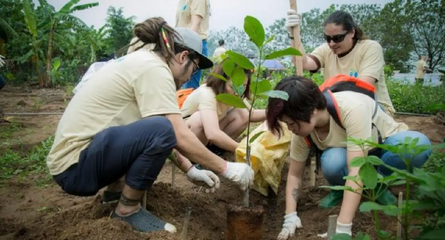 Committed to sustainable tourism Committed to sustainable tourism