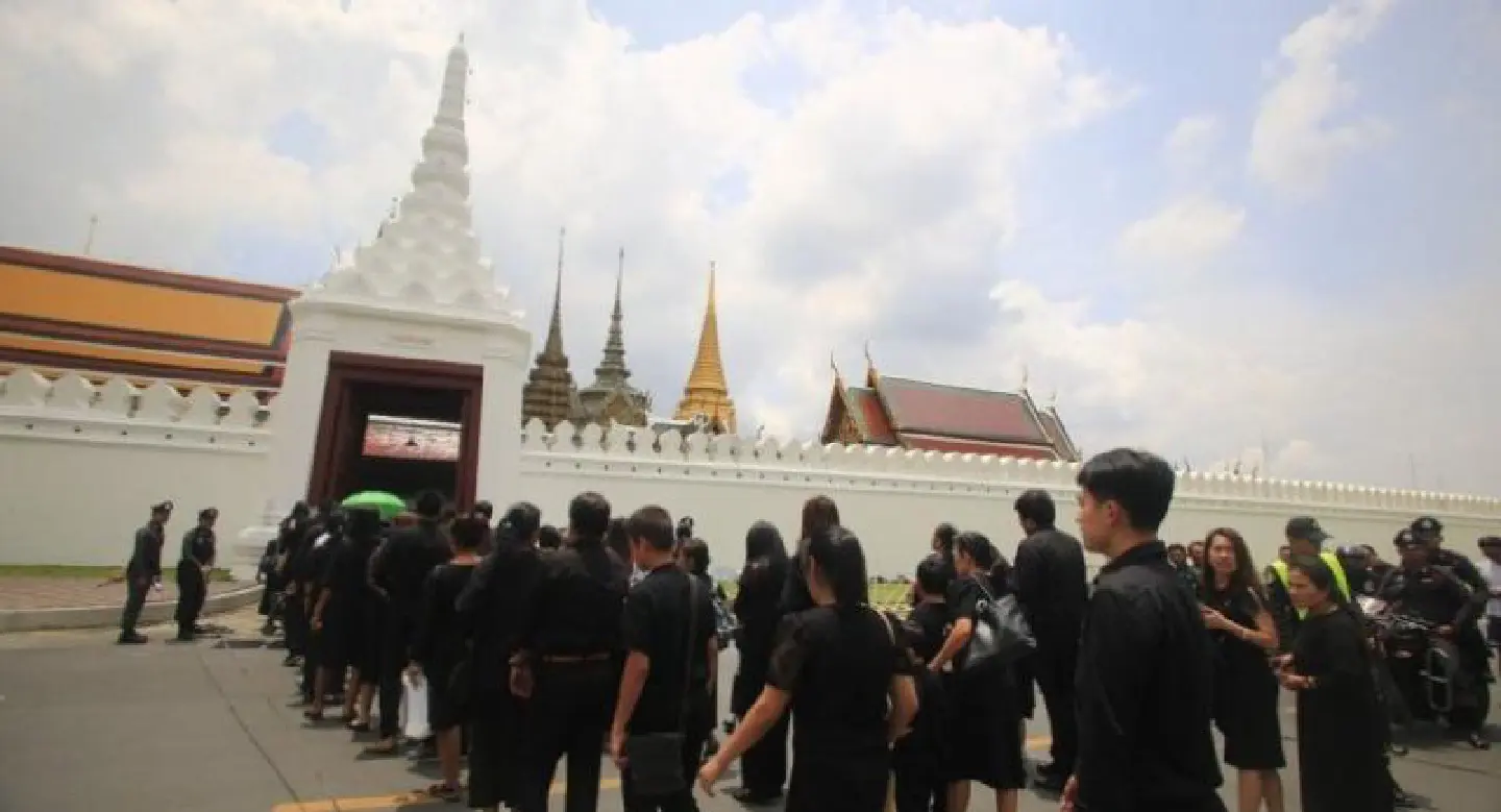 6,853 monks sought for Royal Funeral 6,853 monks sought for Royal Funeral