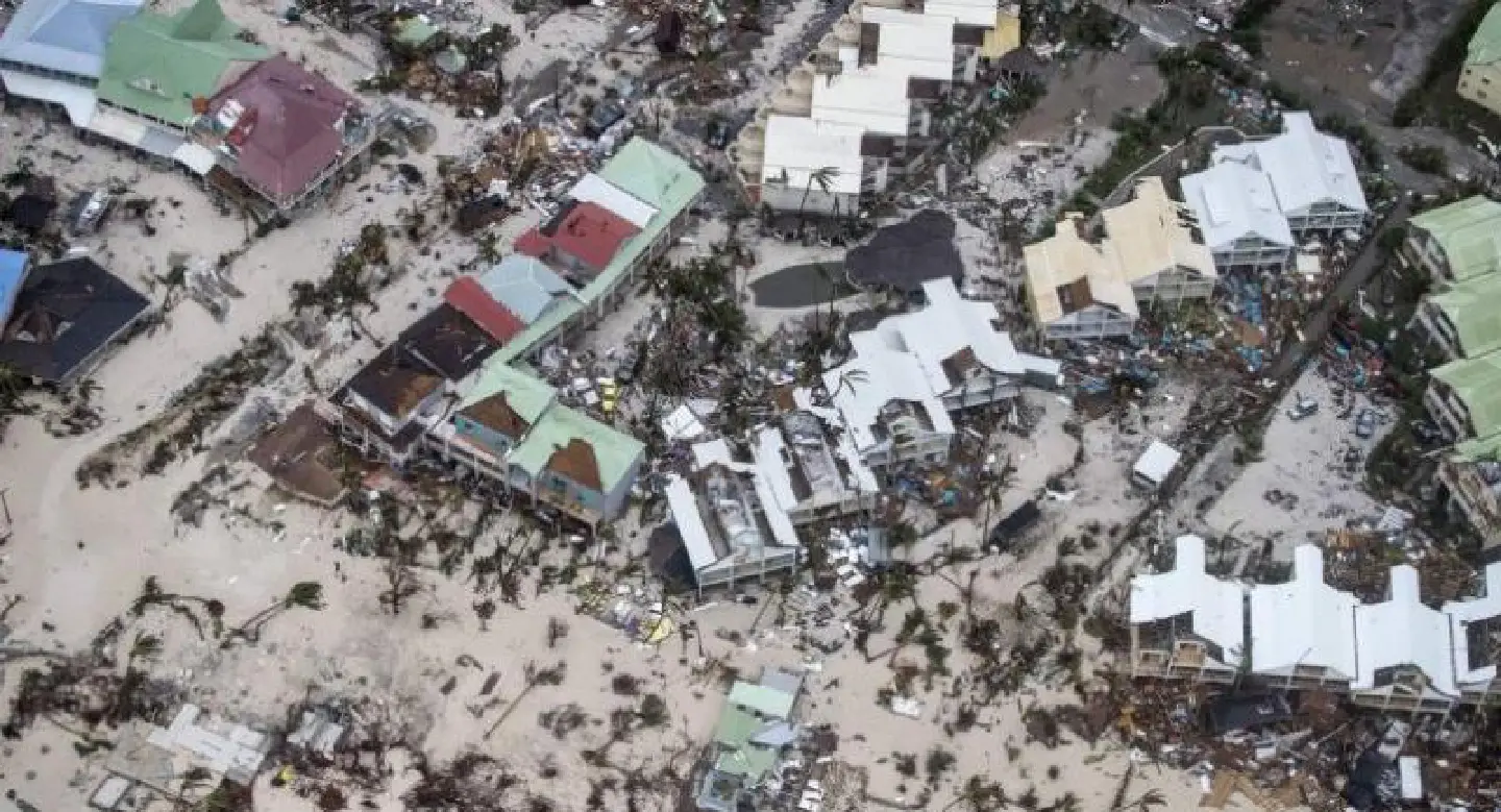 Hurricane damage has left Dutch St Martin 'unreachable': PM Hurricane damage has left Dutch St Martin 'unreachable': PM