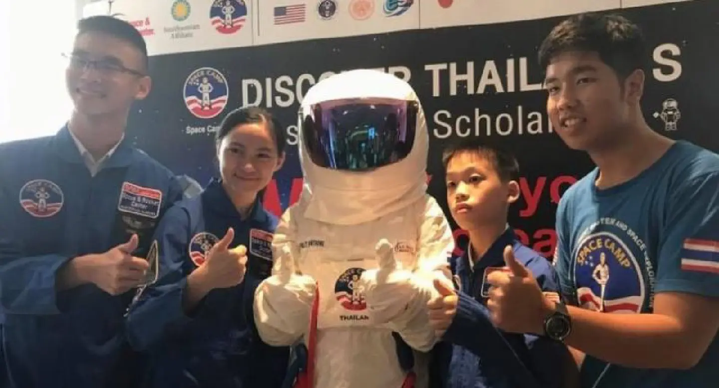 Nasa scholarship gives Thai students opportunity to attend US space camp Nasa scholarship gives Thai students opportunity to attend US space camp