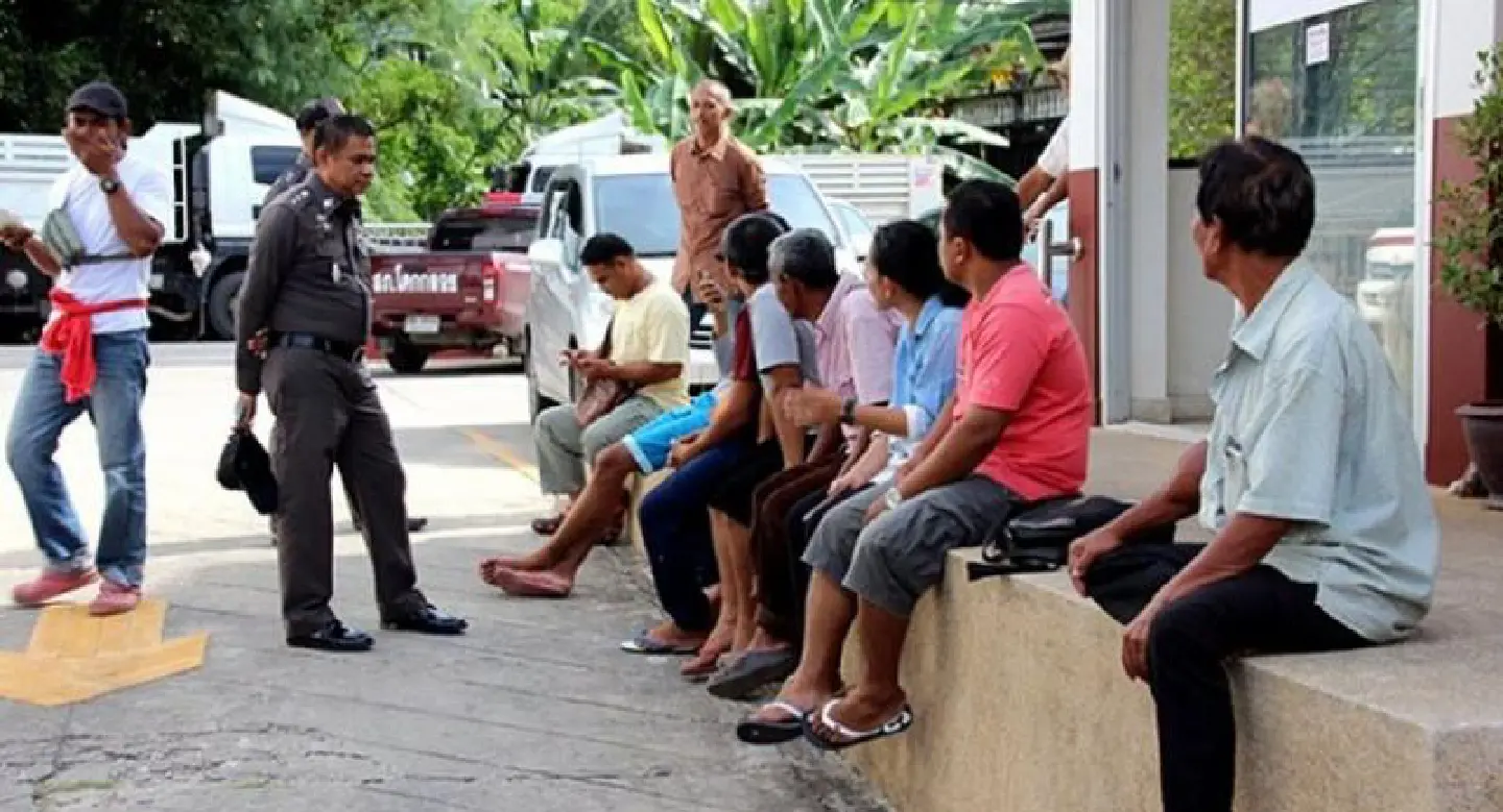 Seven surrender and deny involvement in rape of teenage girl Seven surrender and deny involvement in rape of teenage girl