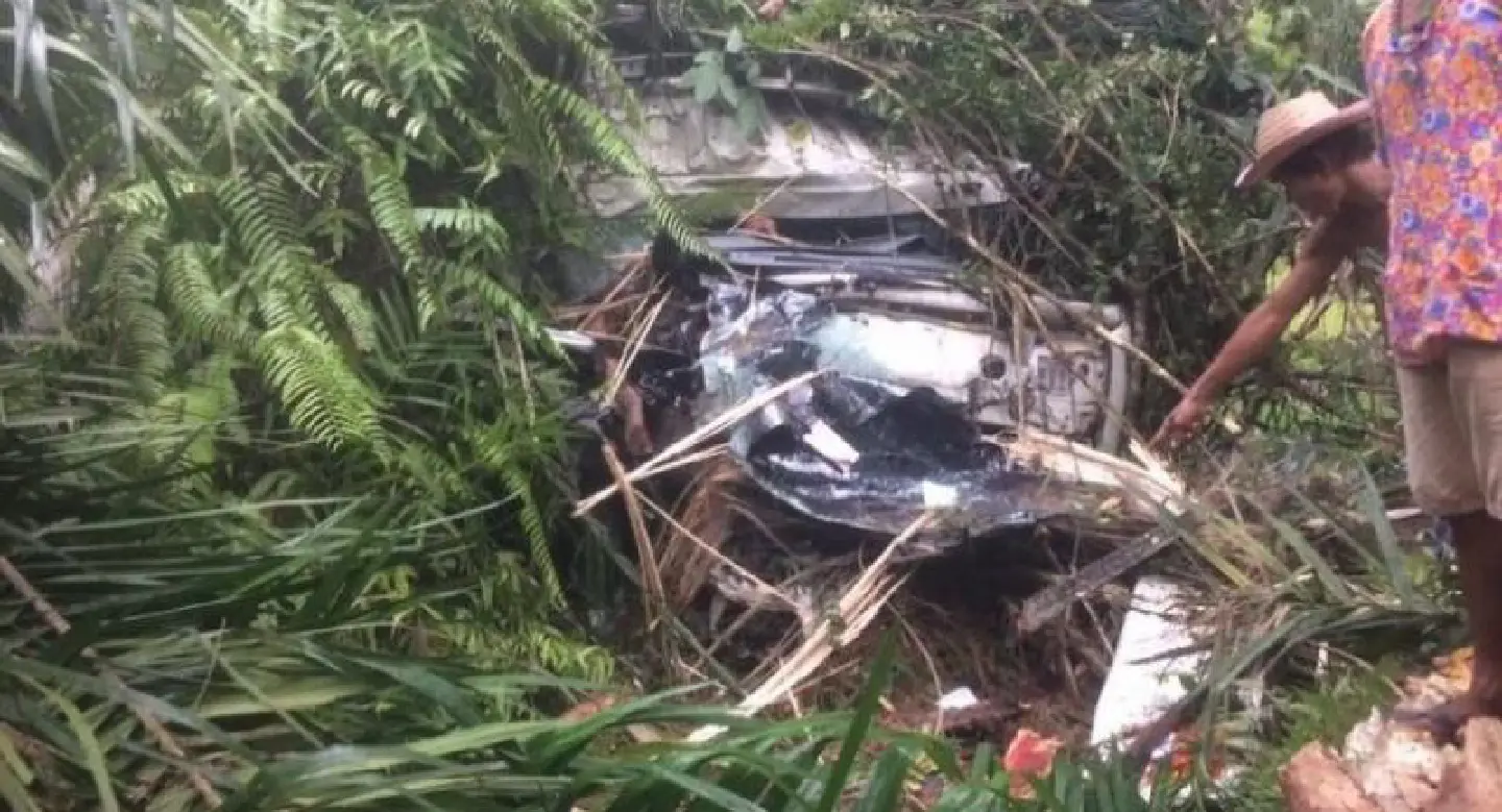 Truck driver killed in Surat Thani crash Truck driver killed in Surat Thani crash