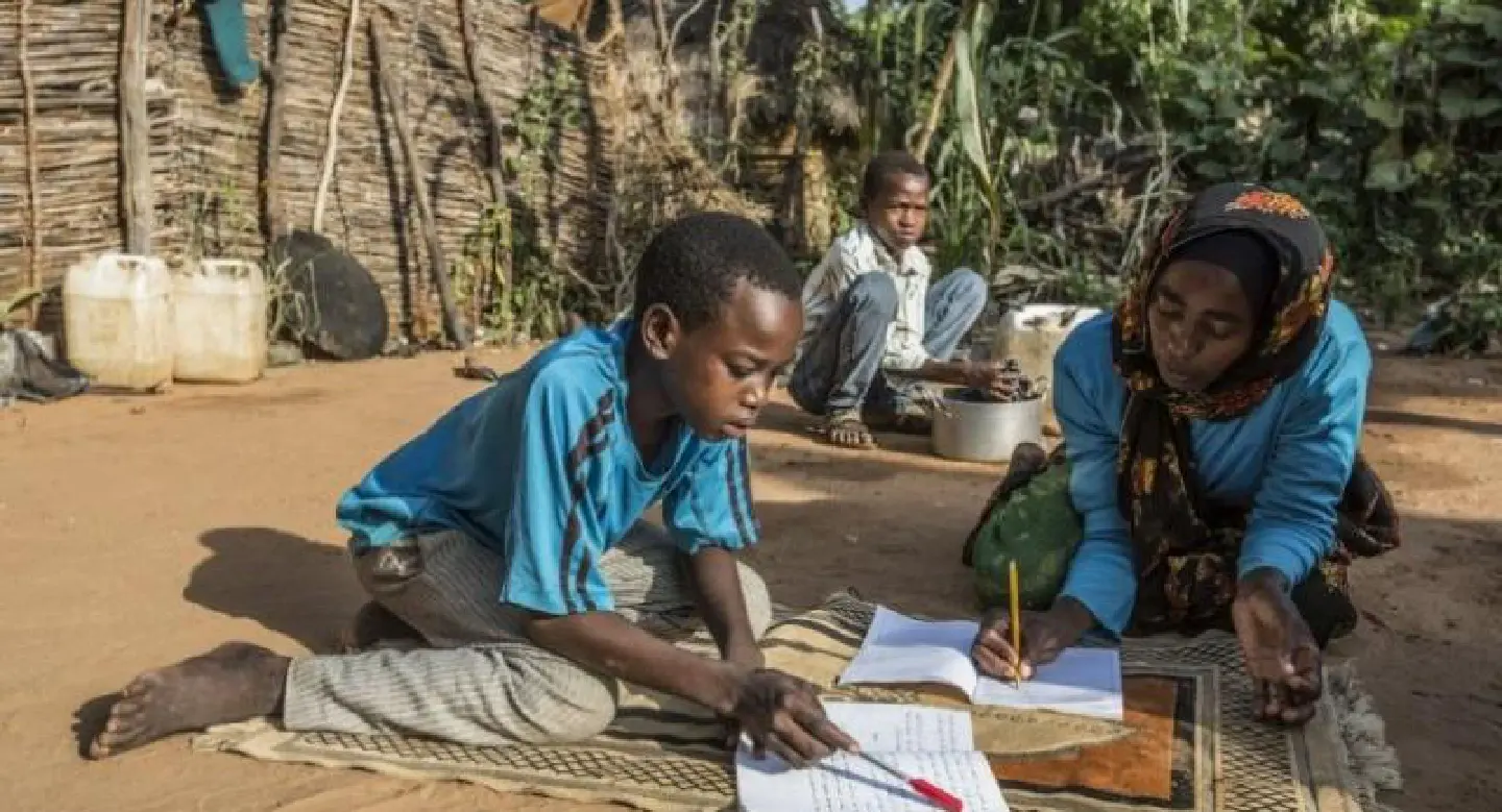 Refugee kids need education too Refugee kids need education too