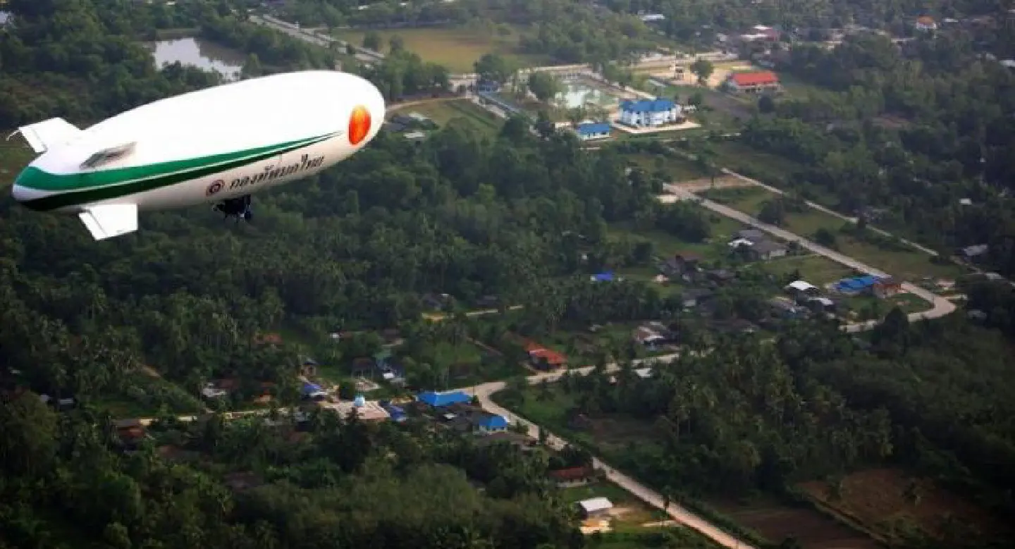 Army chief responds to ‘complete waste’ as decommissioned surveillance airship criticised as new boo Army chief responds to ‘complete waste’ as decommissioned surveillance airship criticised as new boo
