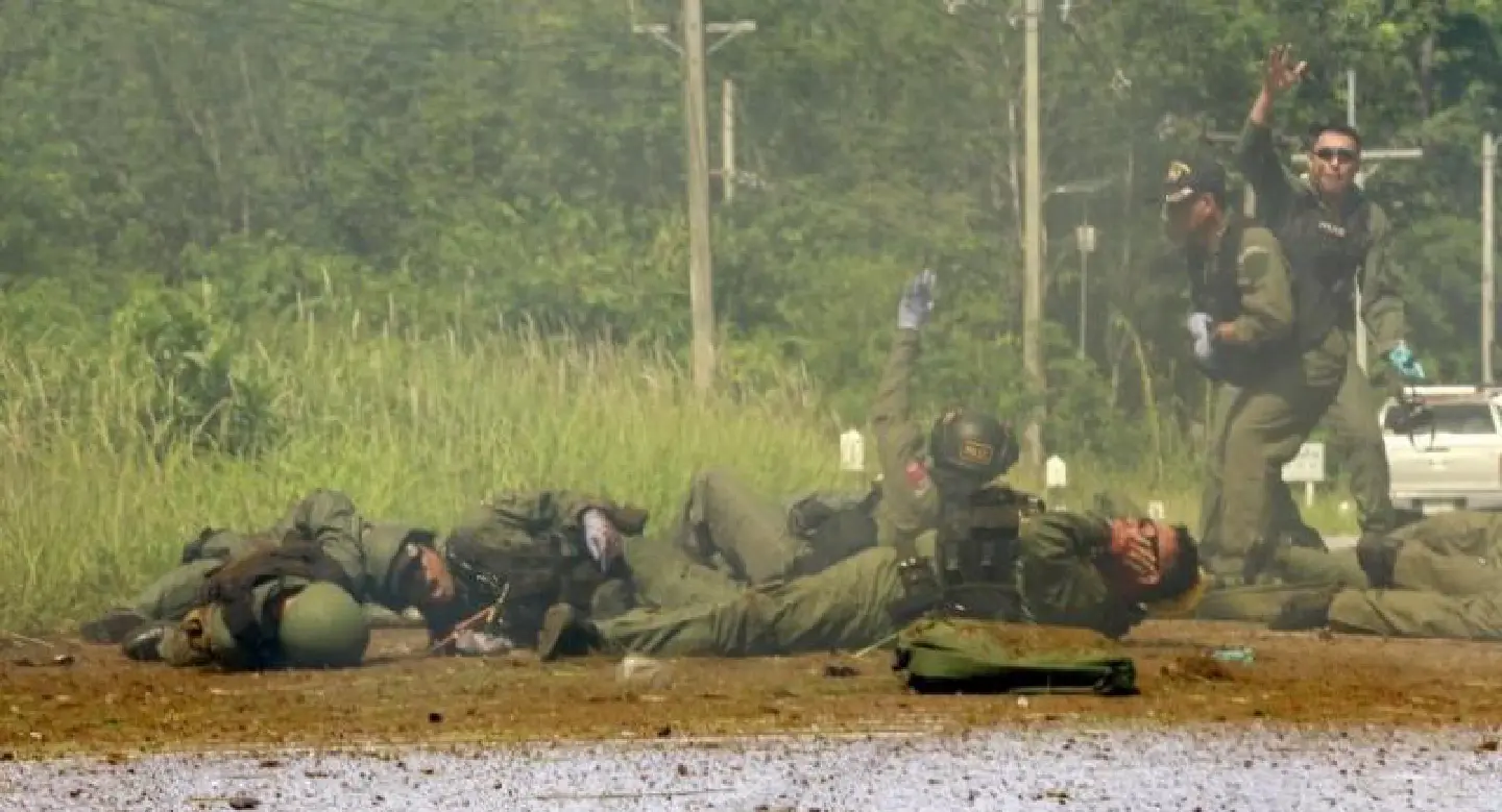 Soldiers fall prey to blasts Soldiers fall prey to blasts
