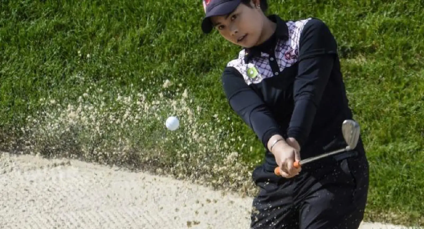 Moriya takes slender Evian lead Moriya takes slender Evian lead