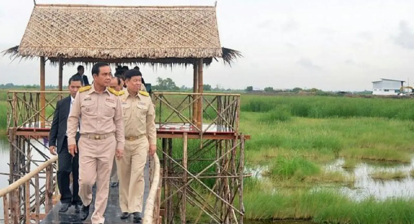 Ayutthaya reminded of government largesse prior to mobile Cabinet meeting Ayutthaya reminded of government largesse prior to mobile Cabinet meeting