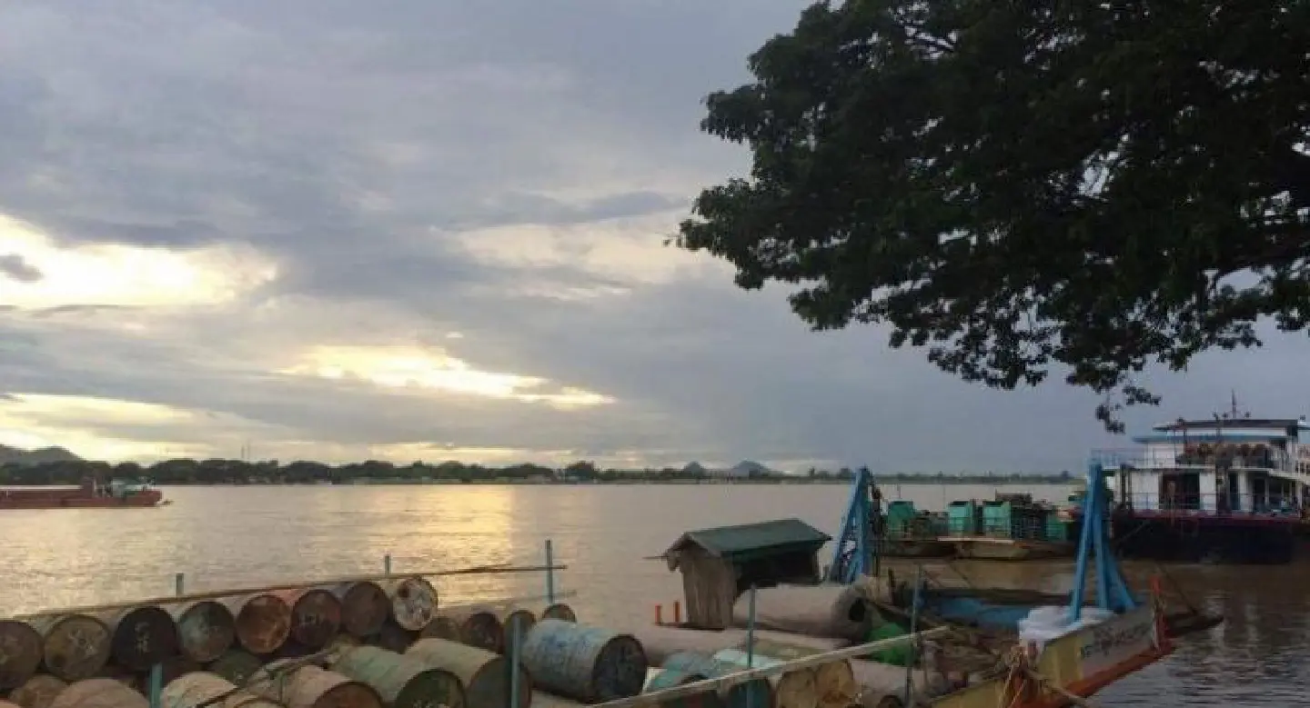 Experts meet over environmental concerns about Ayeyarwady development
