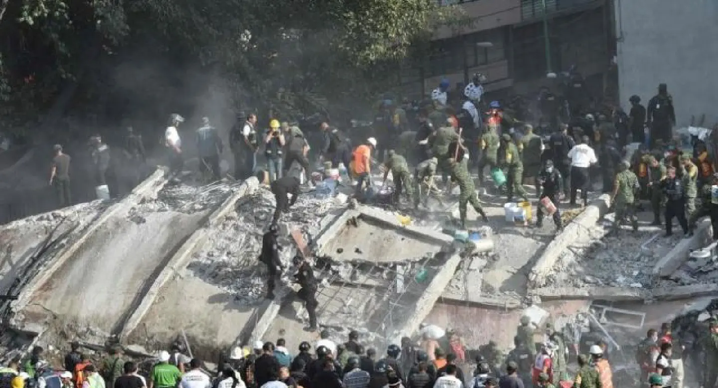21 schoolchildren among more than 200 dead in powerful Mexico quake 21 schoolchildren among more than 200 dead in powerful Mexico quake