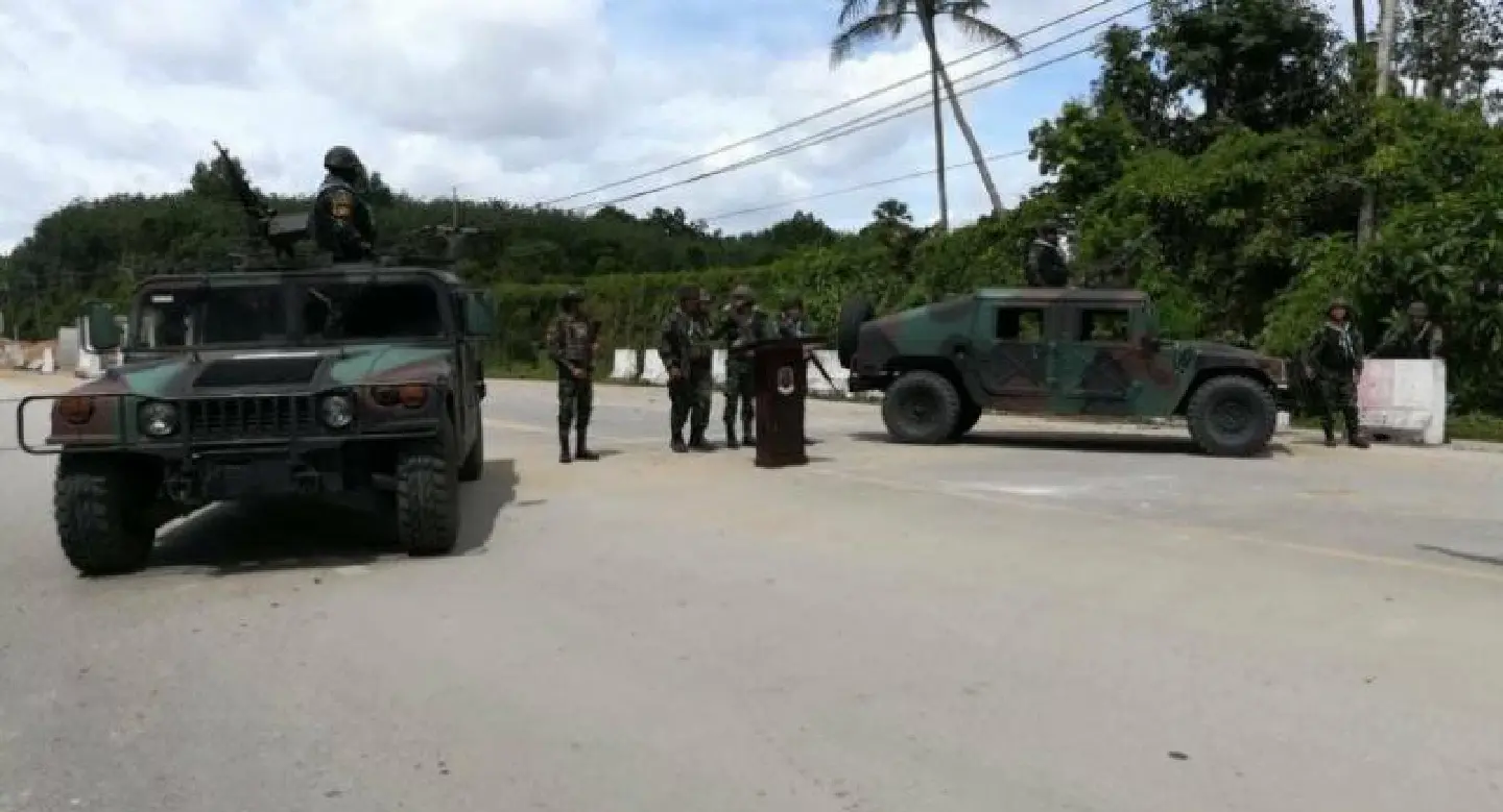 Suspects arrested over Pattani bomb attack Suspects arrested over Pattani bomb attack