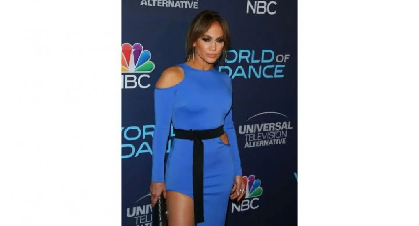 J.Lo. donates $1 mln to hurricane-hit Puerto Rico J.Lo. donates $1 mln to hurricane-hit Puerto Rico