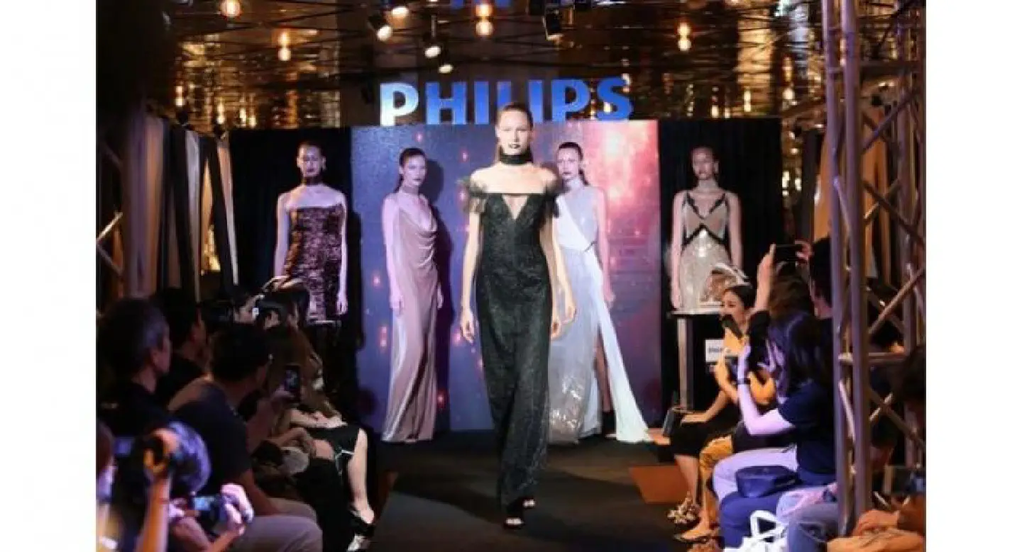 Philips unveils world’s smartest iron Philips unveils world’s smartest iron