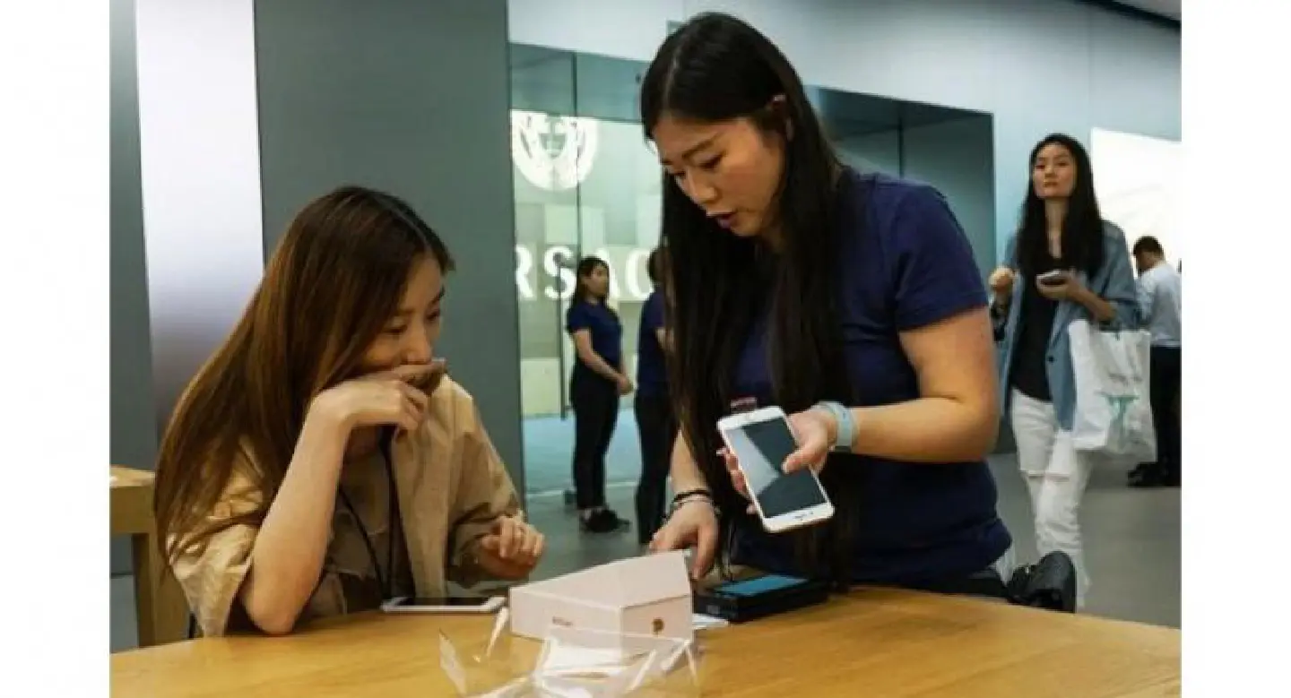 iPhone 8 greeted with less enthusiasm in China iPhone 8 greeted with less enthusiasm in China
