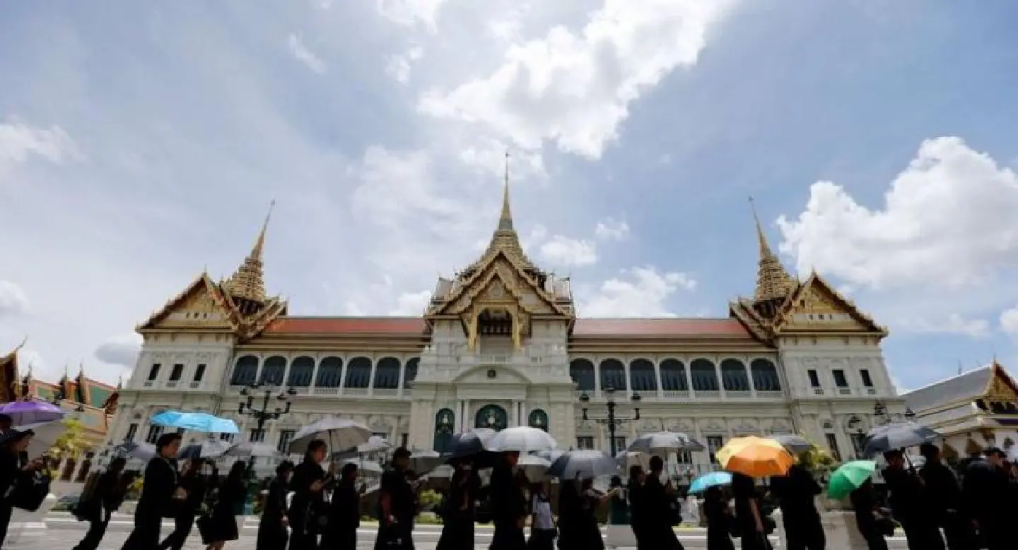 Mourning period for King Rama IX extended Mourning period for King Rama IX extended