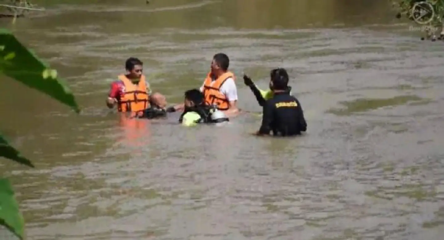 Songkhla teen found murdered, dumped in canal Songkhla teen found murdered, dumped in canal