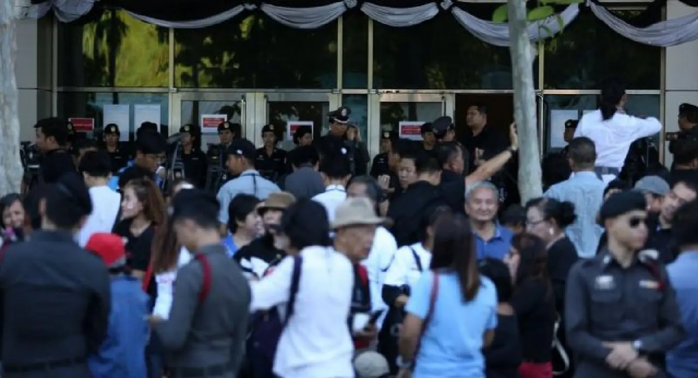 Supporters not surprised by guilty verdict in Yingluck case Supporters not surprised by guilty verdict in Yingluck case