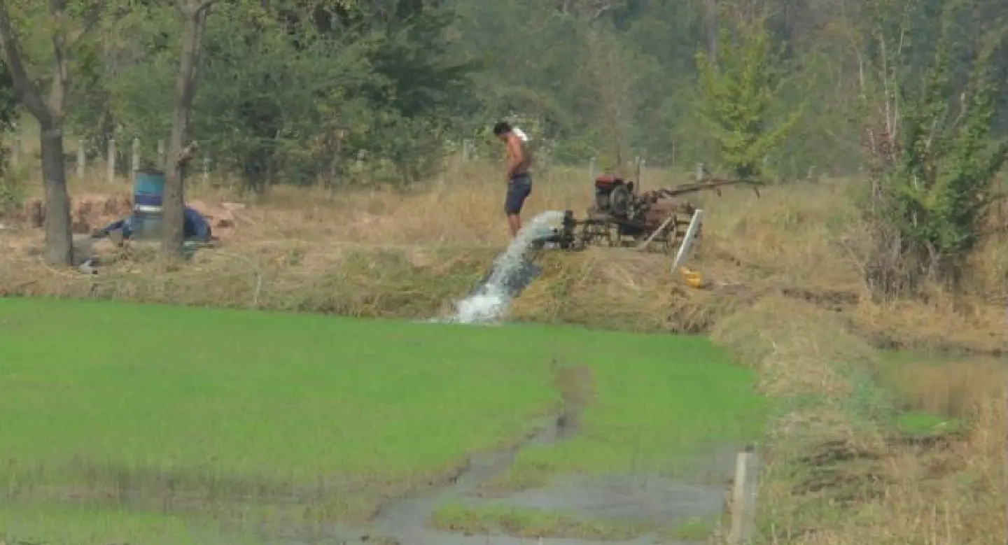 Farmers not hurt by water fee: legislator Farmers not hurt by water fee: legislator